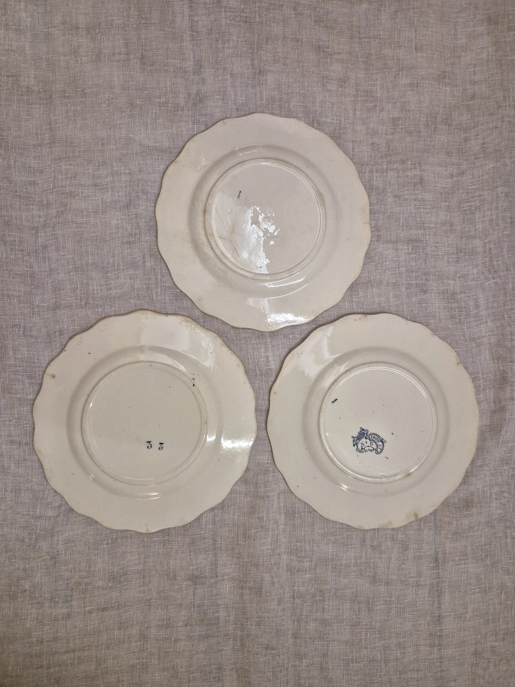 Ensemble de 4 assiettes patinées en Terre de fer