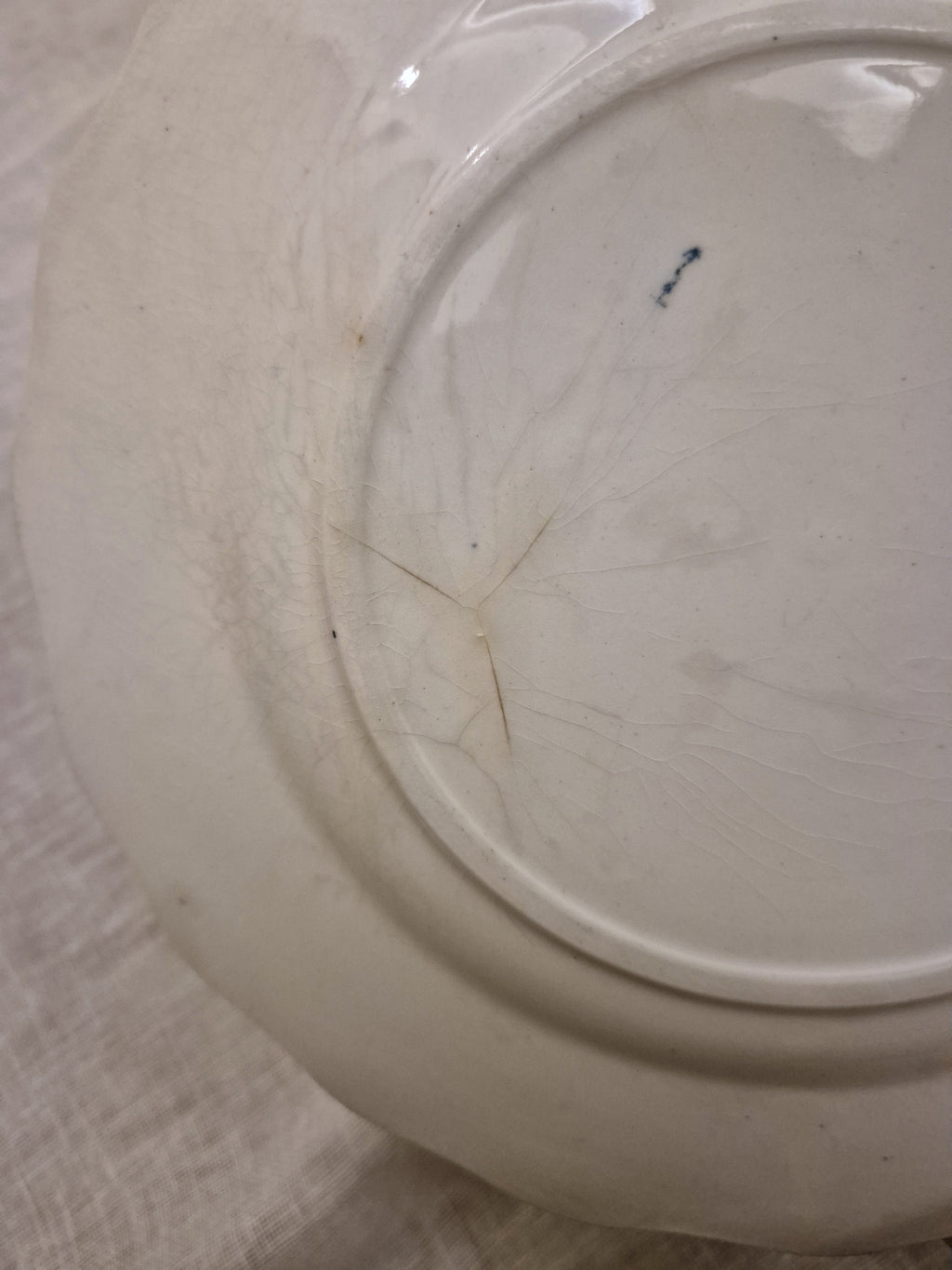 Ensemble de 4 assiettes patinées en Terre de fer