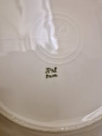 Duo d'assiettes à dessert anciennes motif gui