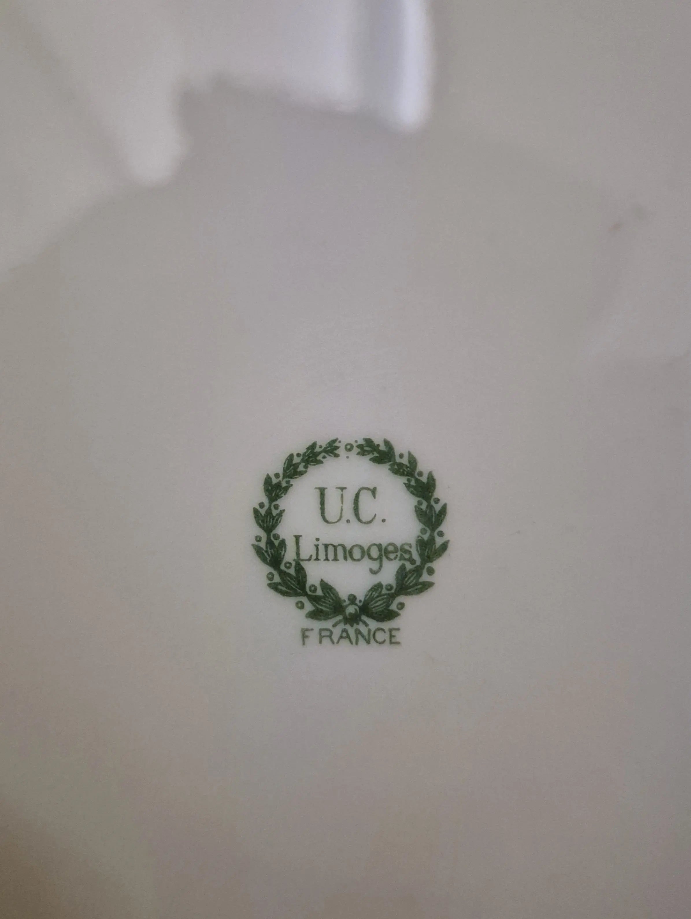 Assiette vintage en porcelaine de Limoges Little Harmonie