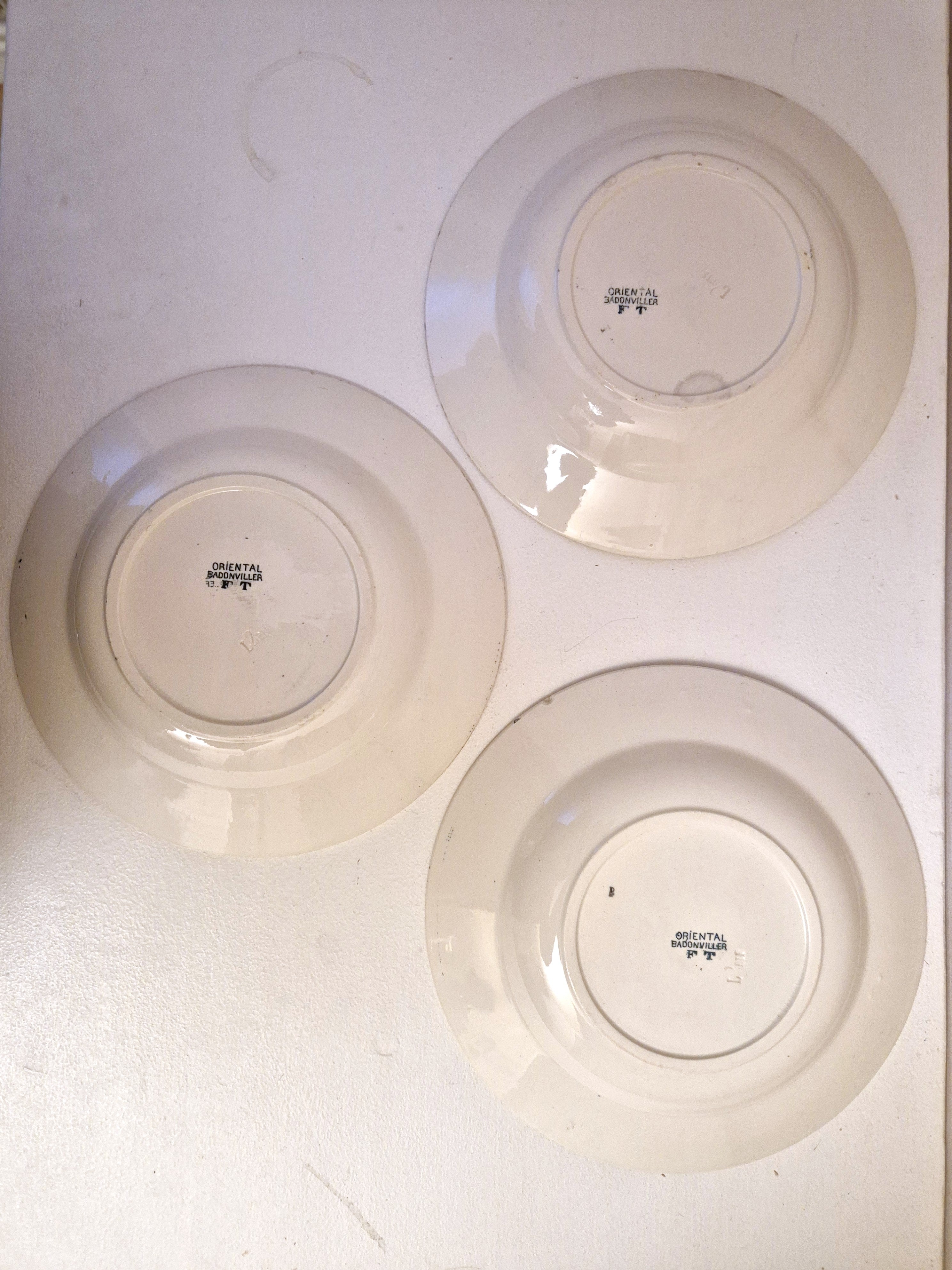 Ensemble de 3 assiettes creuses anciennes Badonviller