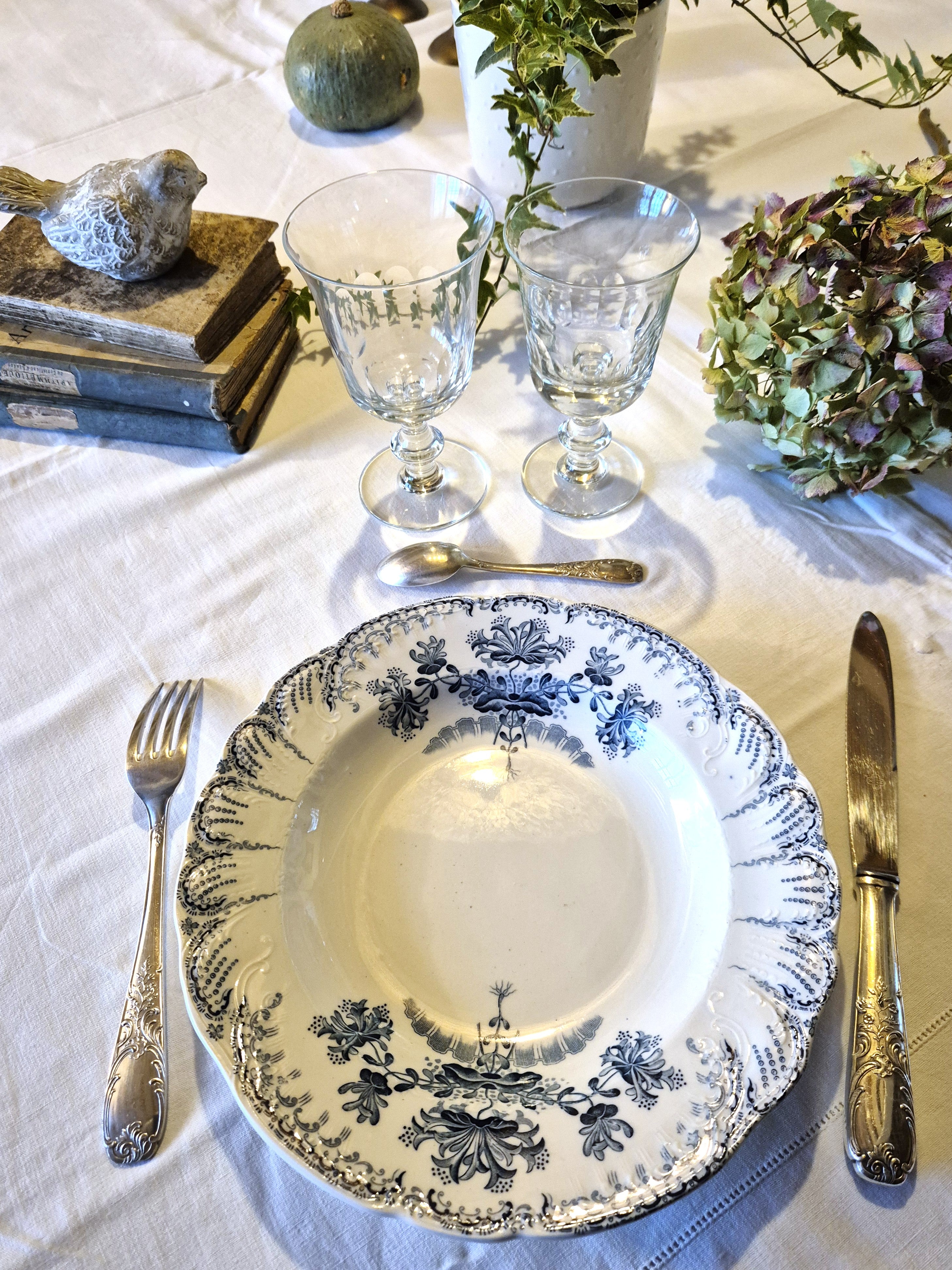 Assiette ancienne creuse St Amand & Hamage