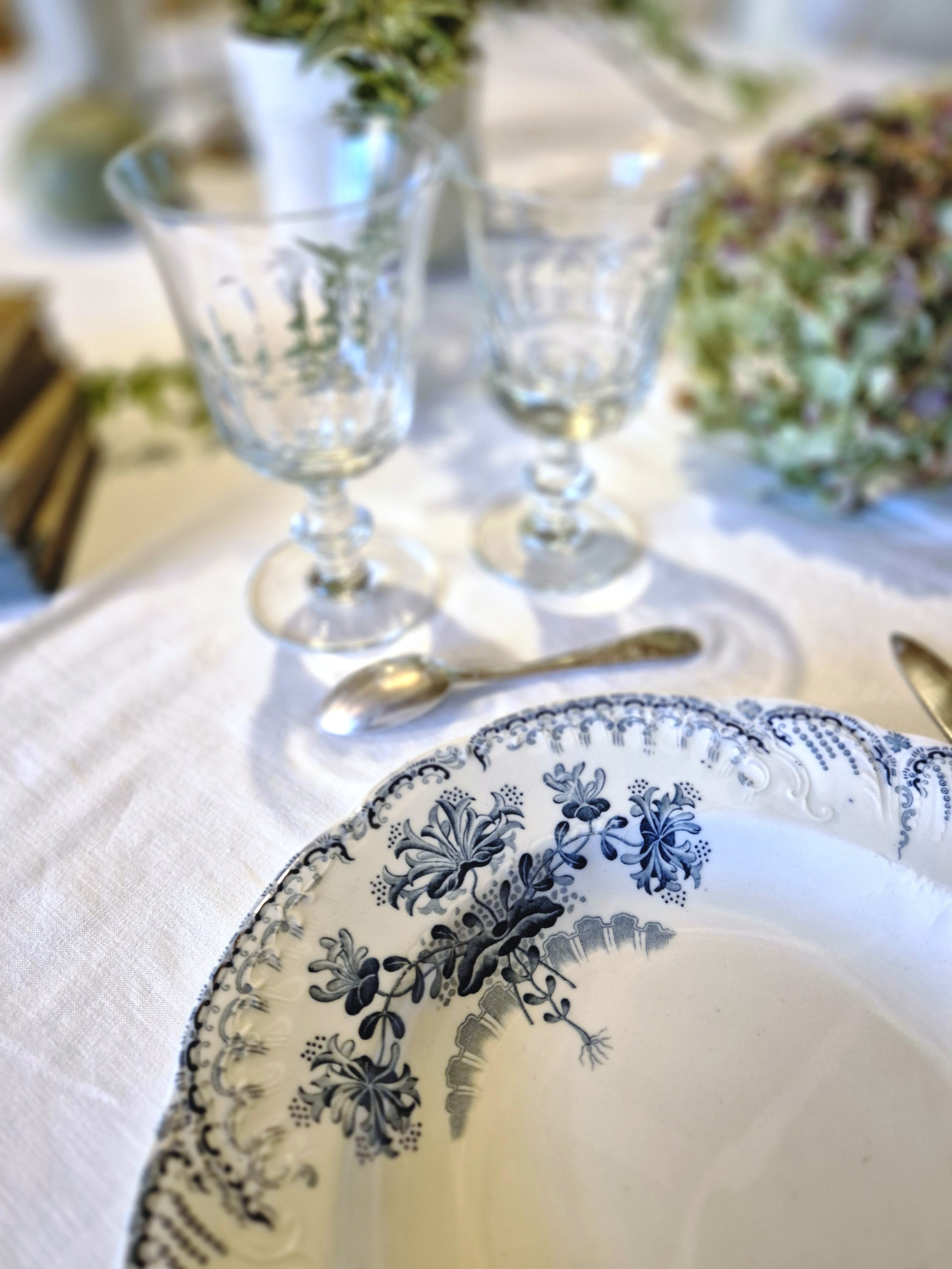 Assiette ancienne creuse St Amand & Hamage