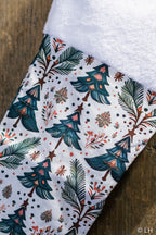 Botte de Noël blanche aux motifs sapins de Noël