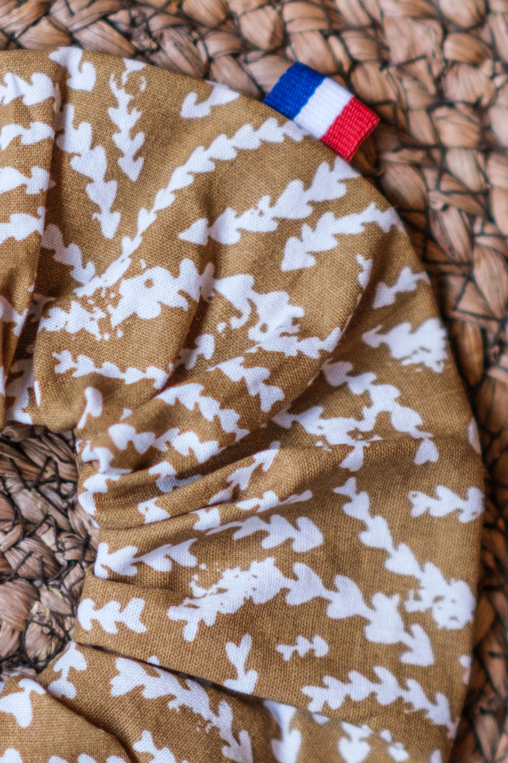 Chouchou beige et blanc