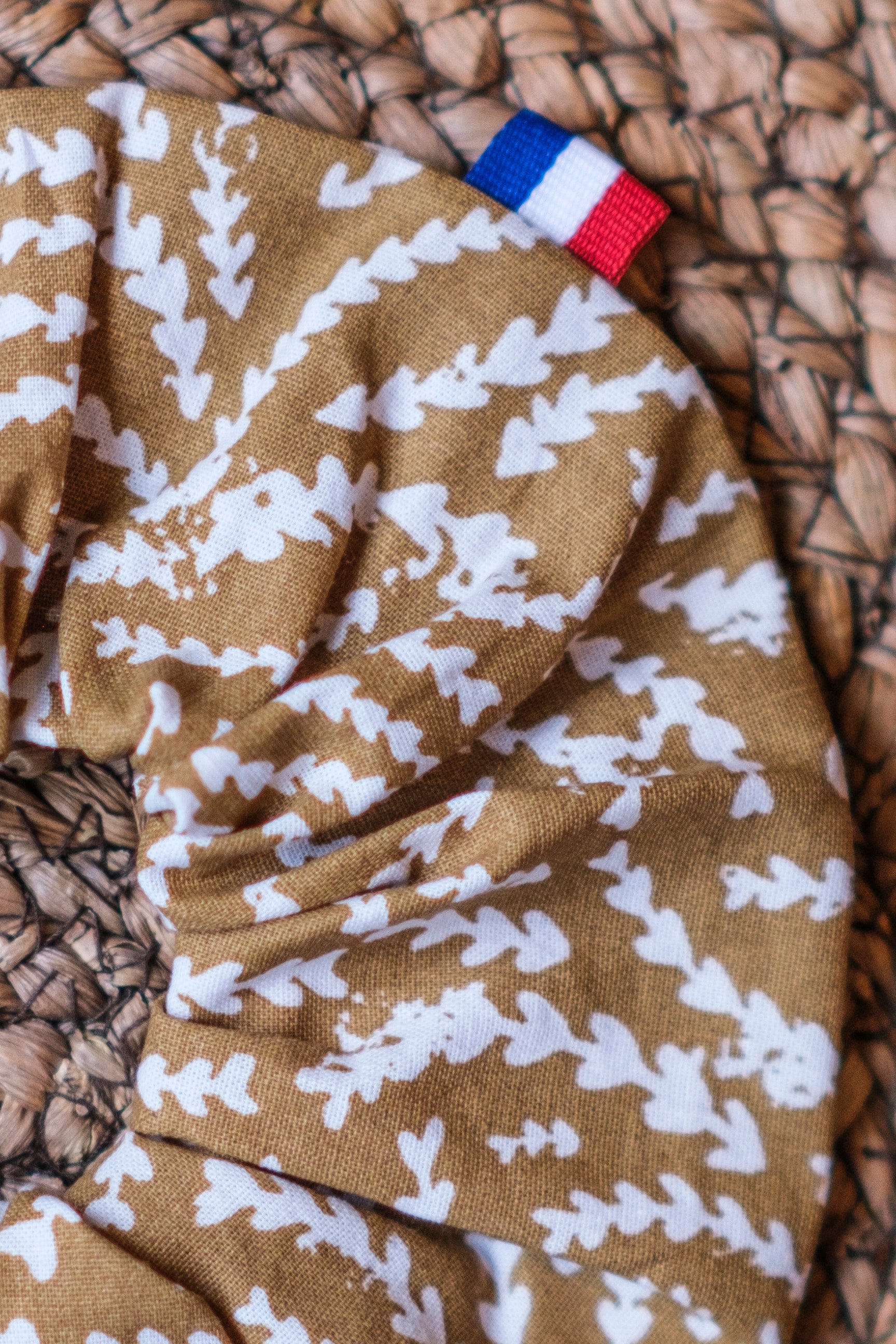 Chouchou beige et blanc