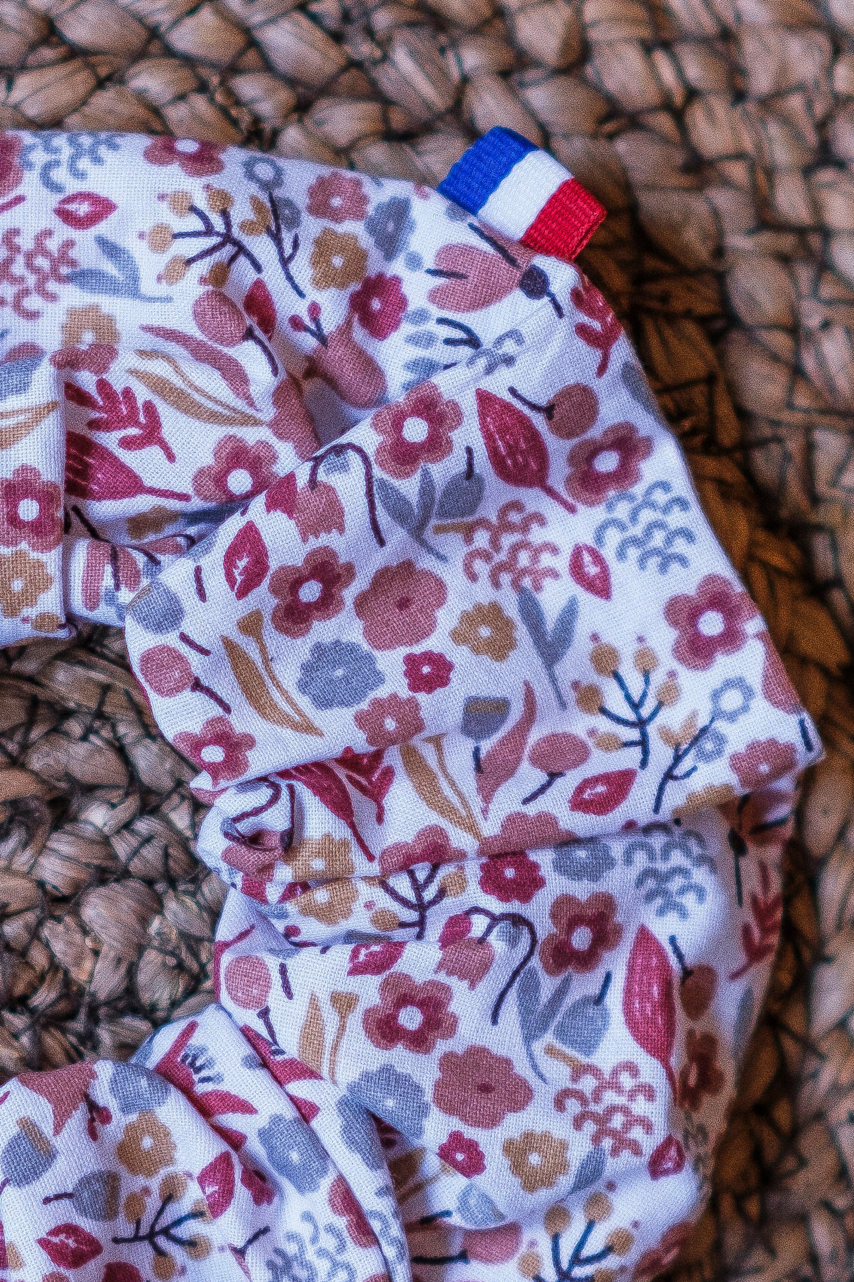 Chouchou au motif fleuri rose