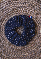 Chouchou bleu marine au motif doré