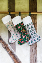 Botte de Noël blanche aux motifs sapins de Noël