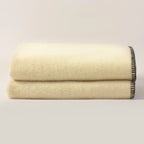 Plaid Blanc en laine vierge, finition Ebène